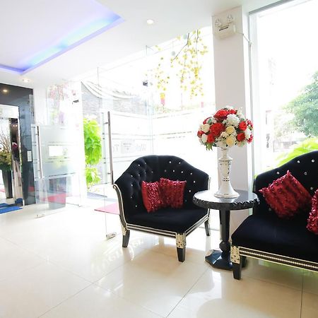 Lavender Hotel Thu Dau Mot ภายนอก รูปภาพ