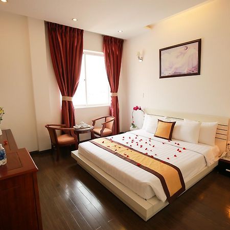Lavender Hotel Thu Dau Mot ภายนอก รูปภาพ