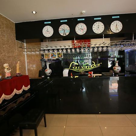 Lavender Hotel Thu Dau Mot ภายนอก รูปภาพ