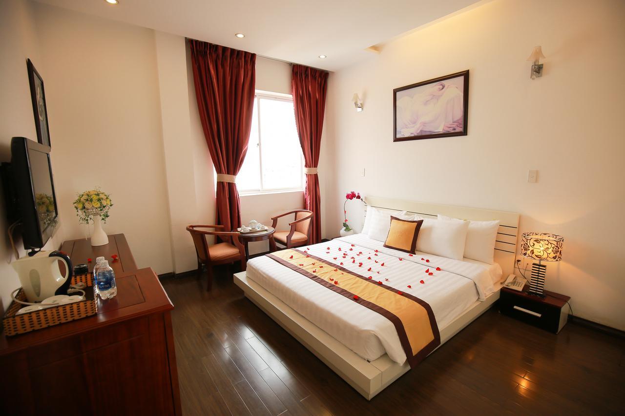 Lavender Hotel Thu Dau Mot ภายนอก รูปภาพ